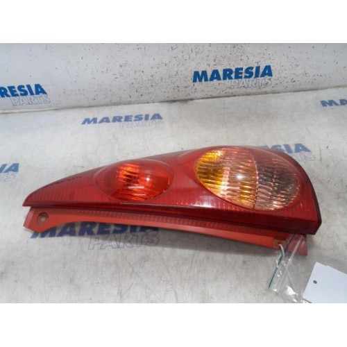 Peugeot - 107 - Taillight, right