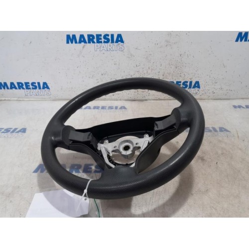 Peugeot - 107 - Steering wheel