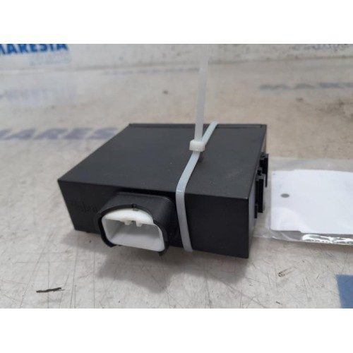 Peugeot - 107 - Central door locking module