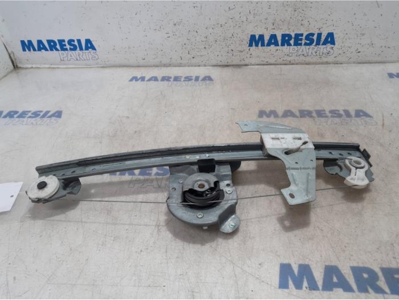 Peugeot - 107 - Window mechanism 4-door, front left