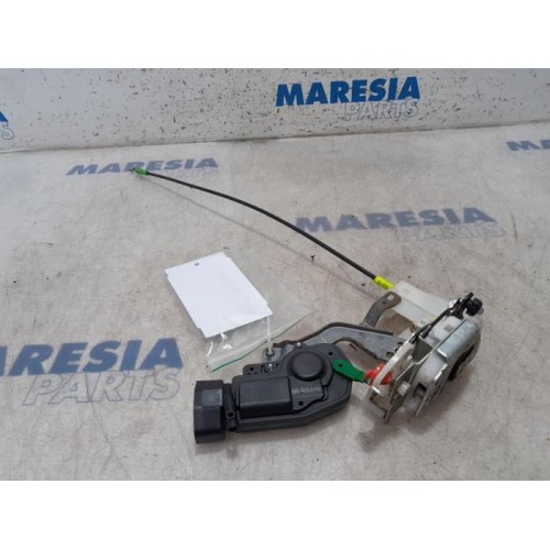 Peugeot - 107 - Door lock mechanism 4-door, front left