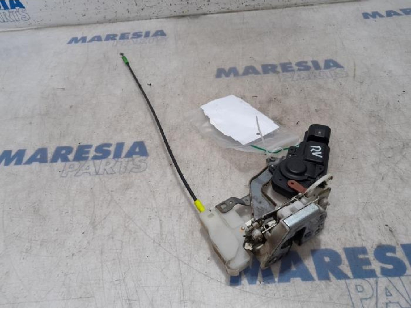 Peugeot - 107 - Front door lock mechanism 4-door, right
