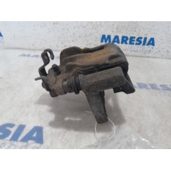 Opel - Vivaro - Remklauw (Tang) links-achter