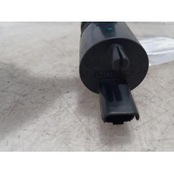Opel - Vivaro - Scheibensprüherpumpe vorne
