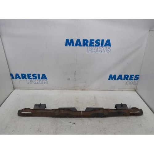 Renault - Trafic - Rear bumper frame