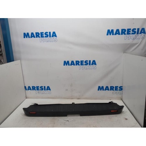 Renault - Trafic - Achterbumper