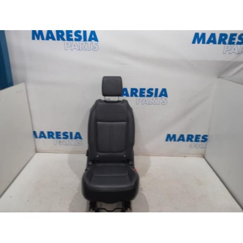 Peugeot - 5008 - Stoel achter