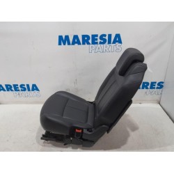 Peugeot - 5008 - Rear seat