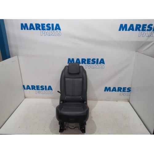 Peugeot - 5008 - Rear seat