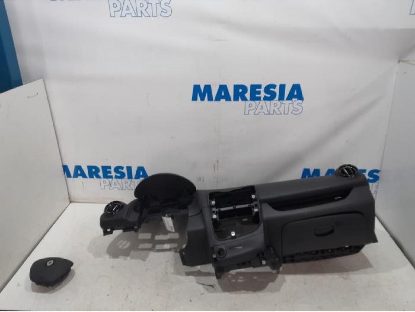 Renault - Clio - Airbag set + dashboard