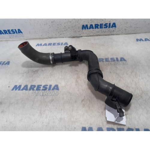 Opel - Vivaro - Intercooler tube
