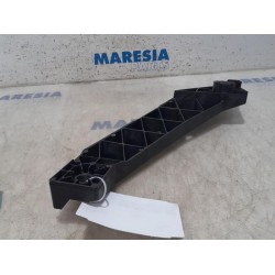 Opel - Vivaro - Support partie avant