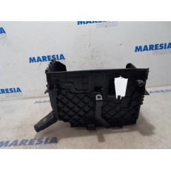 Opel - Vivaro - Battery box