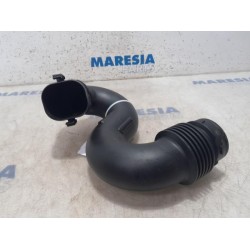 Opel - Vivaro - Air intake hose