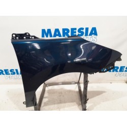 Peugeot - 5008 - Front wing, right