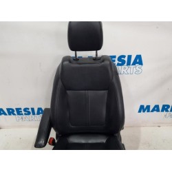 Peugeot - 5008 - Sitz links