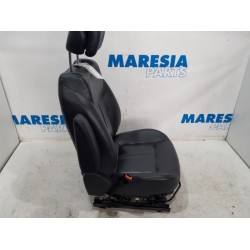 Peugeot - 5008 - Sitz links