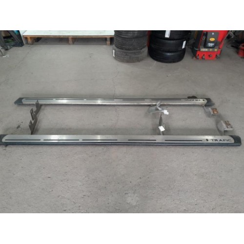 Renault - Trafic - Sidebar
