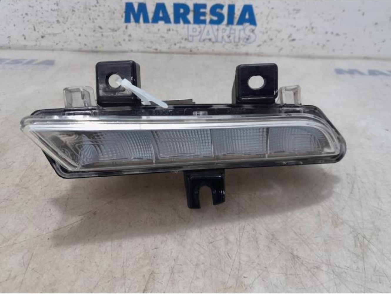 Renault - Clio - Daytime running light, right