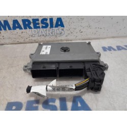 Renault - Clio - Engine management computer