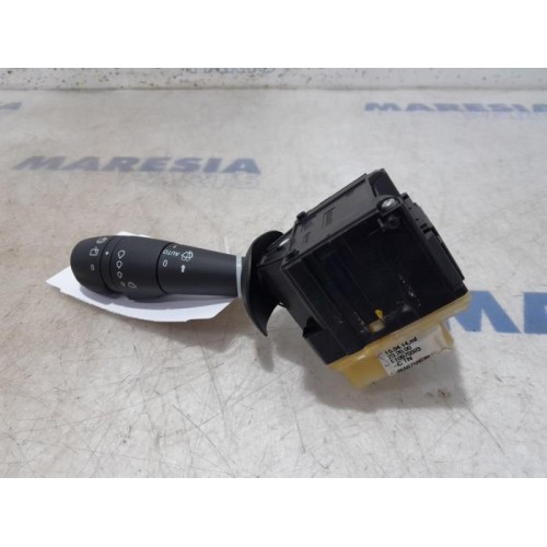 Renault - Clio - Wiper switch