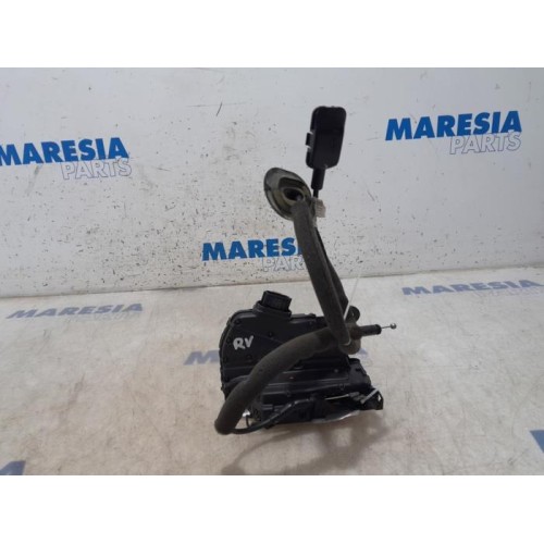 Renault - Clio - Front door lock mechanism 4-door, right