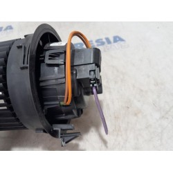 Renault - Clio - Heating and ventilation fan motor