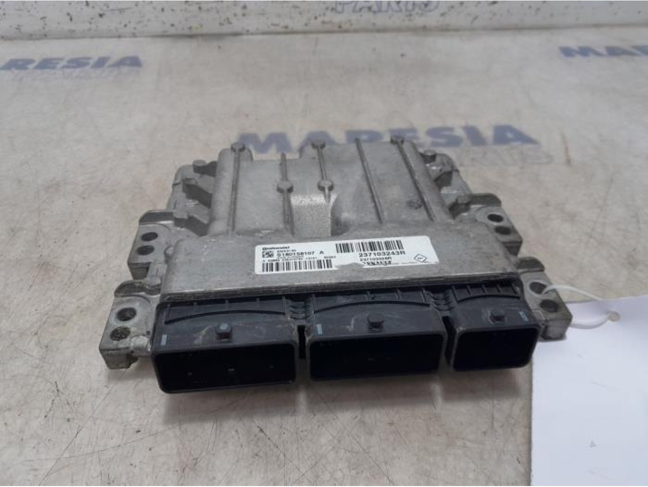 Renault - Scenic - Engine management computer