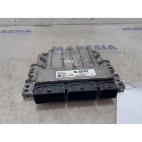 Renault - Scenic - Engine management computer