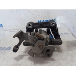 Peugeot - 5008 - Remklauw (Tang) links-achter