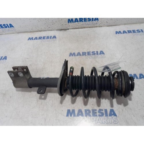 Peugeot - 5008 - Front shock absorber rod, left