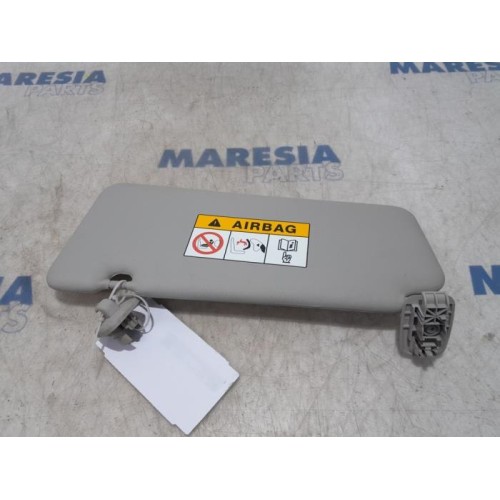 Renault - Clio - Sun visor