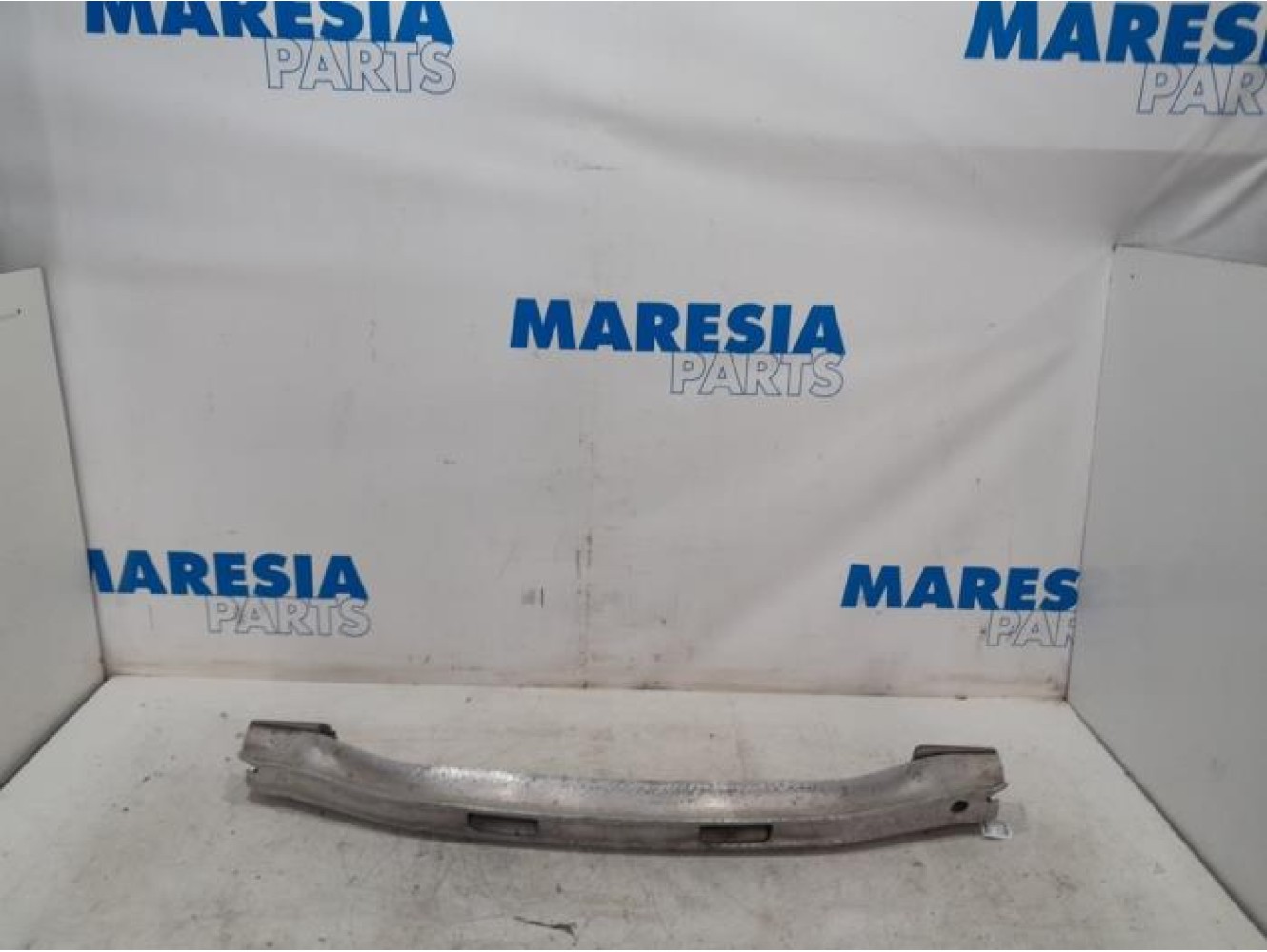 Peugeot - 5008 - Rear bumper frame