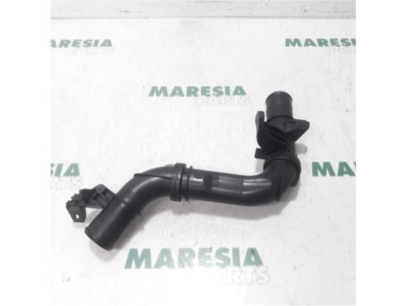 Renault - Trafic - Turbo hose