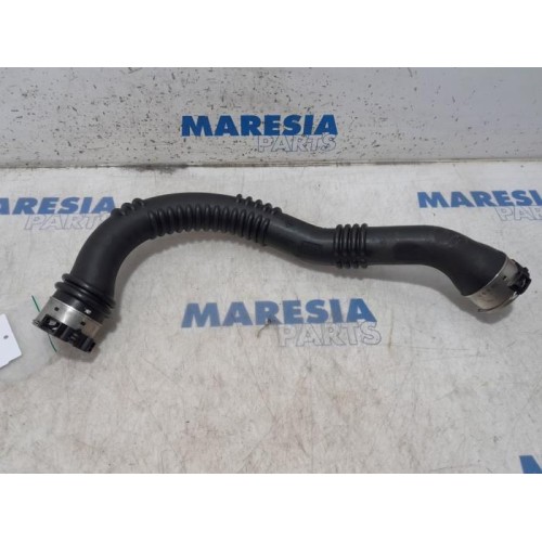 Renault - Trafic - Intercooler hose