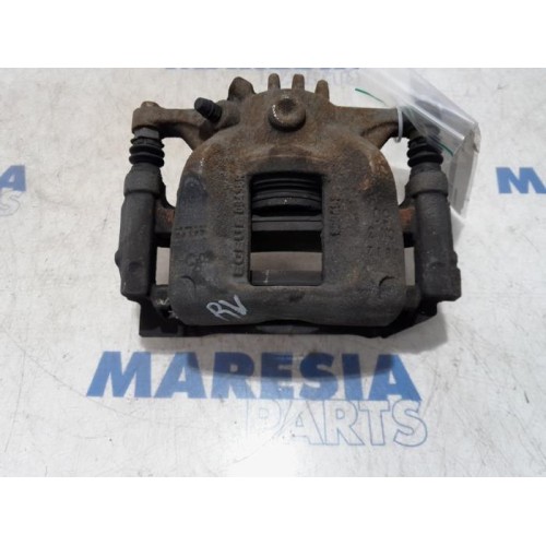 Renault - Trafic - Front brake calliper, right