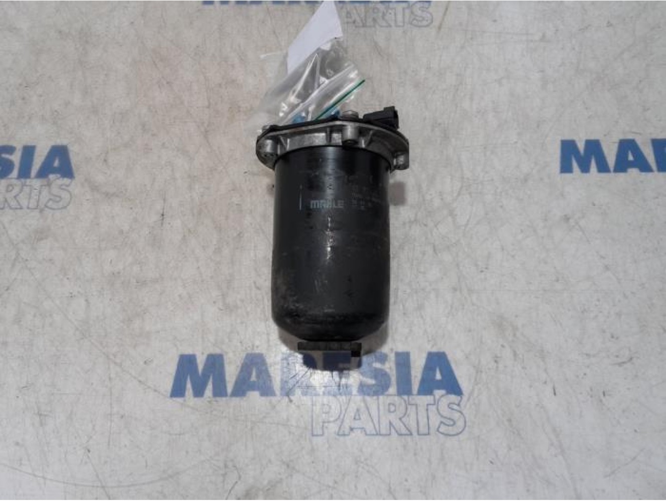 Renault - Trafic - Boîtier de filtre carburant