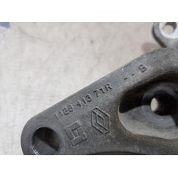 Renault - Trafic - Engine mount