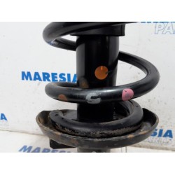 Renault - Trafic - Front shock absorber rod, right