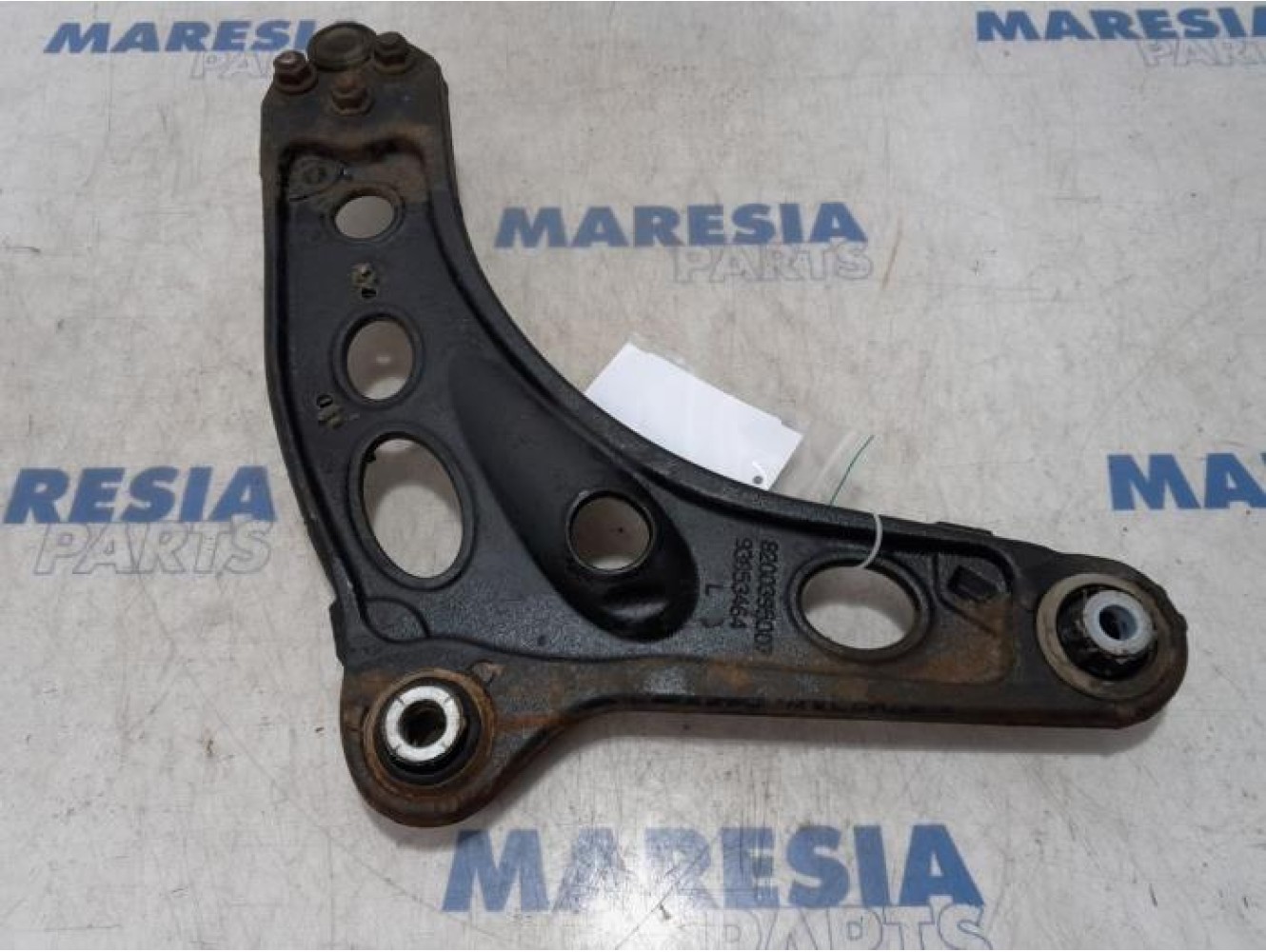 Renault - Trafic - Front lower wishbone, left