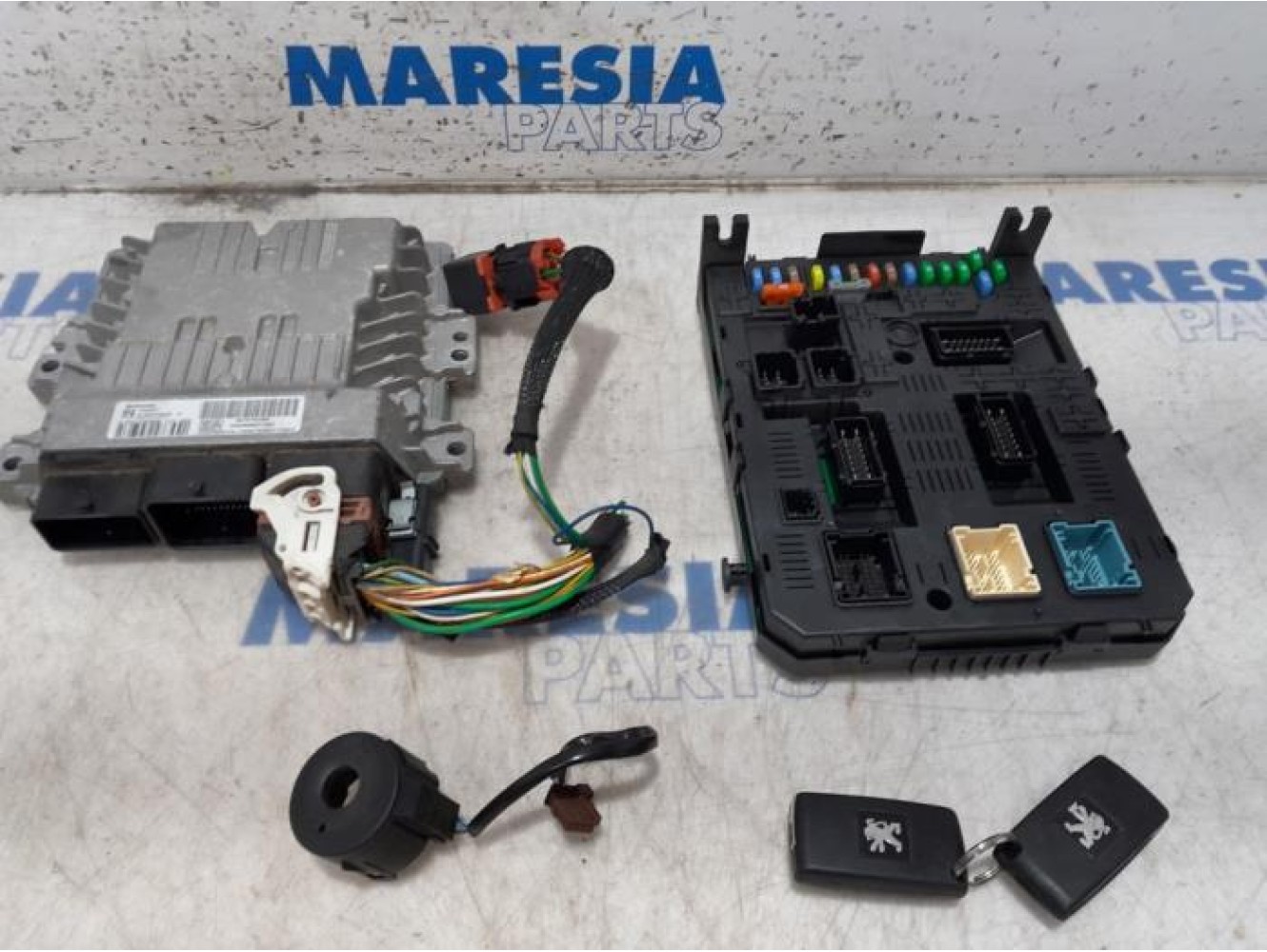 Peugeot - 5008 - Engine management computer