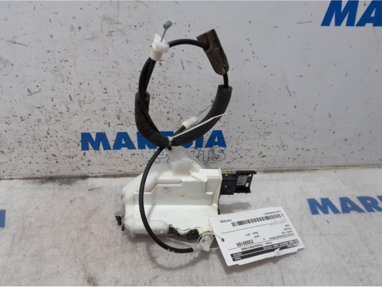 Peugeot - 5008 - Front door lock mechanism 4-door, right