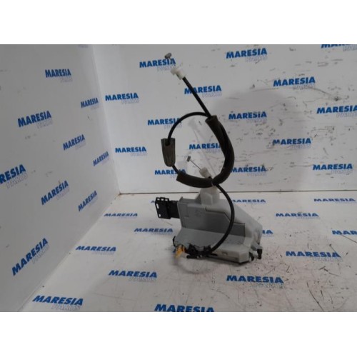 Peugeot - 5008 - Rear door lock mechanism 4-door, left