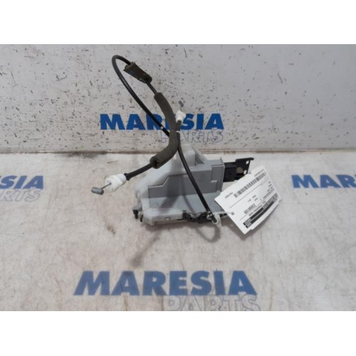 Peugeot - 5008 - Rear door mechanism 4-door, right