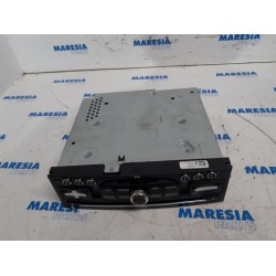 Peugeot - 5008 - Radio CD Speler