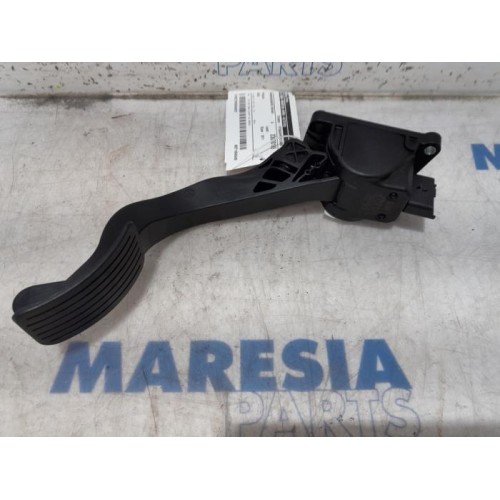 Peugeot - 5008 - Throttle pedal position sensor