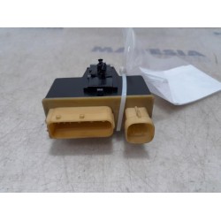 Peugeot - 5008 - Glow plug relay