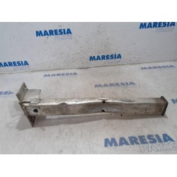 Peugeot - 5008 - Front bumper bracket, left