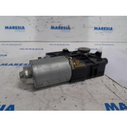 Peugeot - 5008 - Moteur toit ouvrant