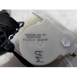 Peugeot - 5008 - Rear seatbelt, centre